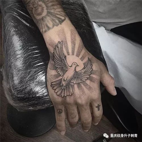 个性时尚手背纹身图案