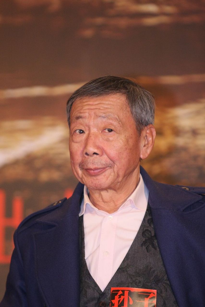 午马,原名冯宏源.1942年生于天津的传奇演员!