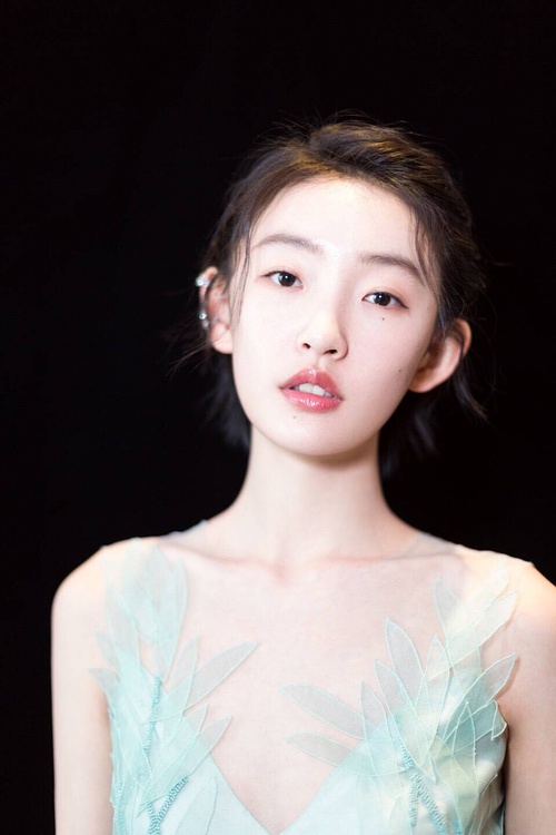 经纪人斥十八线女演员白眼狼,周依然甩实锤证明是无良经纪人抹黑