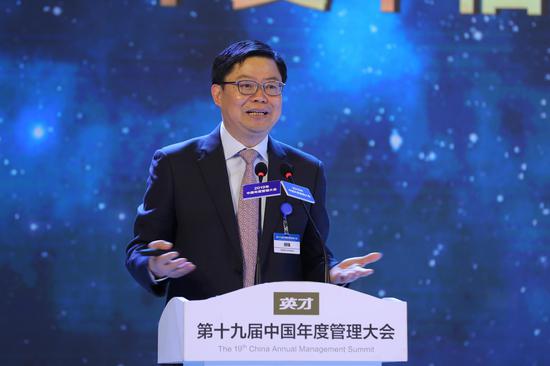 顾强:技术,大国工业,消费和全球化带动新兴产业