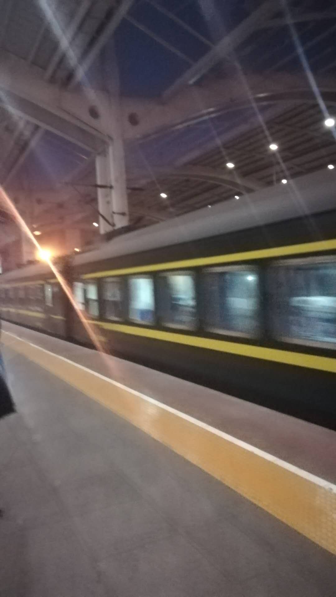 火车笔记:作为一种旅行的回家