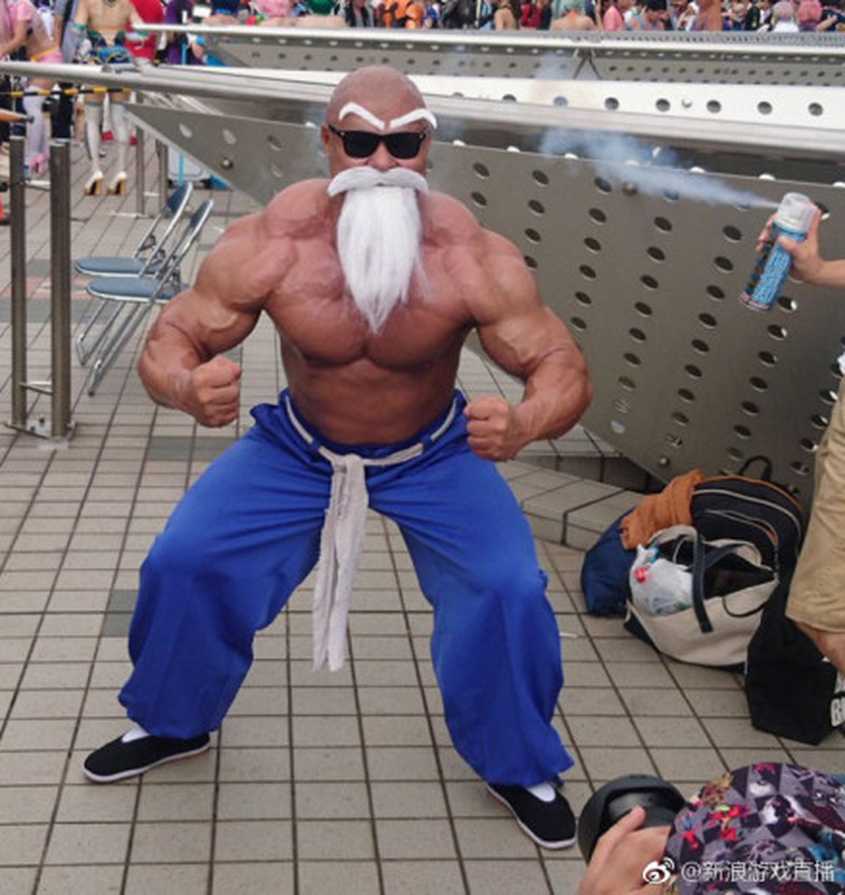 神还原的肌肉版龟仙人.#cos秀