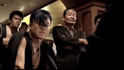 香港黑帮电影:遇到两个狠角色,古惑仔全部阵亡视频