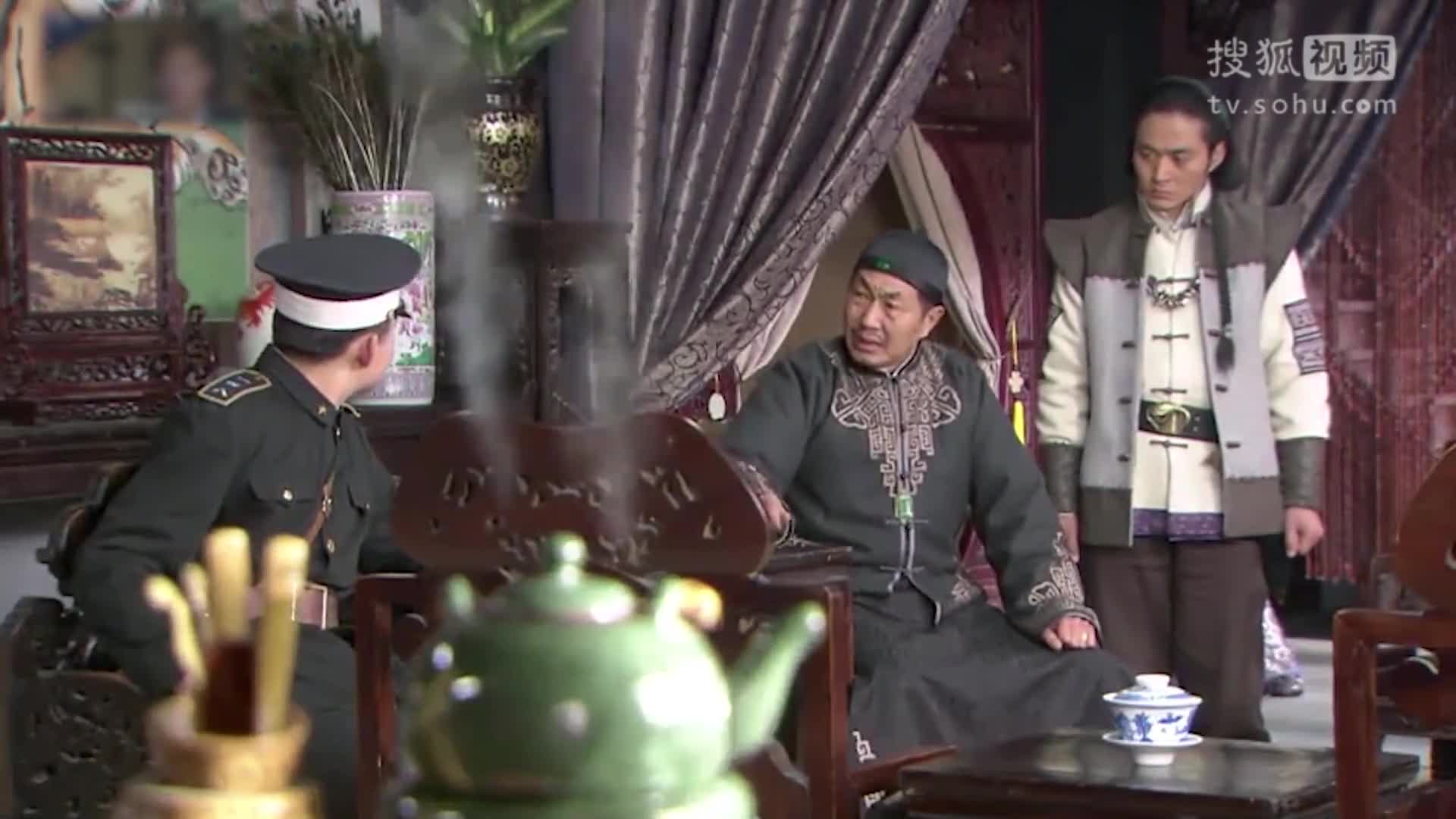 《深宅1927》大太太做出牺牲陈吉正的决定