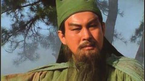 这才是真正的《一壶老酒》原唱,每一个画面都让人热泪盈眶