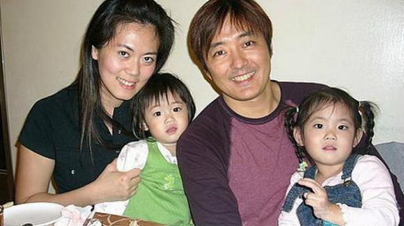 他曾是琼瑶剧《鬼丈夫》男主,为妻子甘愿居家当全职主夫!