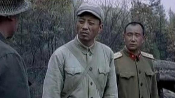 张涵予是靠演《集结号》火的,斩获了金马影帝,演技杠杠的!