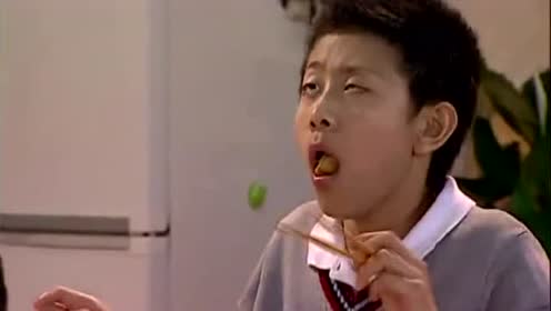 家有儿女刘星表情超搞笑,当看到别人要打喷嚏时自己是不是也要打