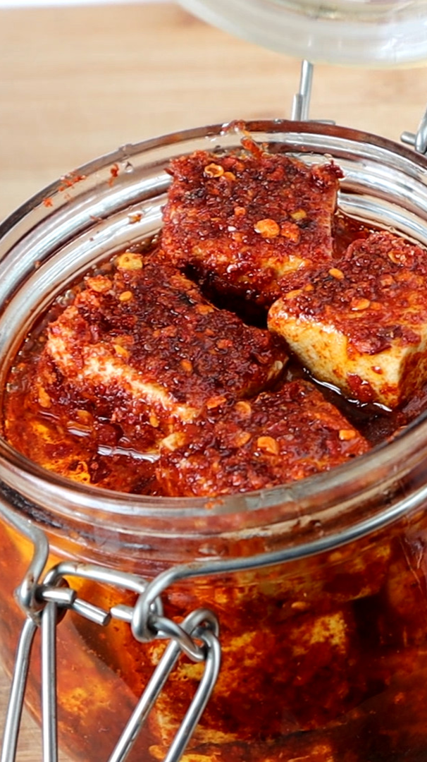 家庭自制豆腐乳,做法和配方告诉你,香辣美味又好吃,方法超简单