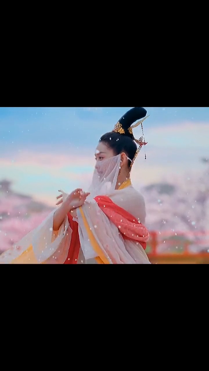 三千鸦杀:蒋依依一舞惊鸿,这个出场太美了