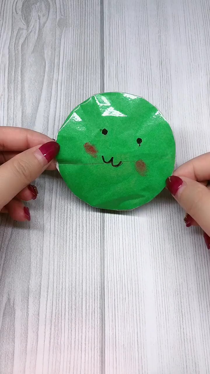 手工折纸#解压神器捏捏乐,这么可爱你舍得捏吗-度小视
