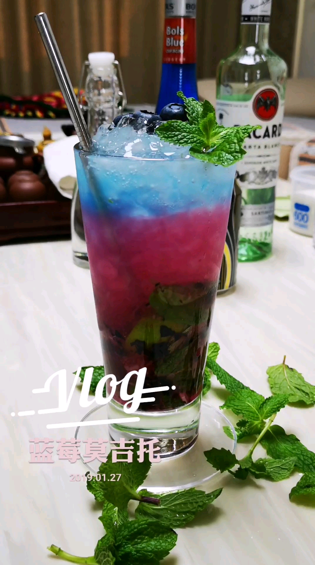 一杯夏季特爽的调酒,马上让你降温—蓝莓莫吉托!