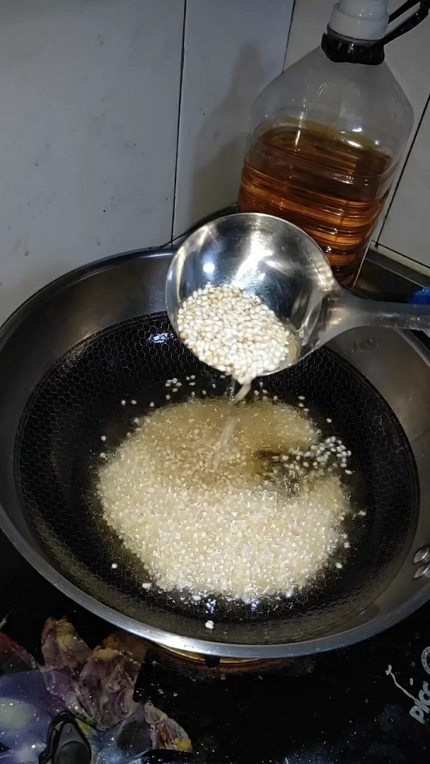 油炸大米你吃过吗?