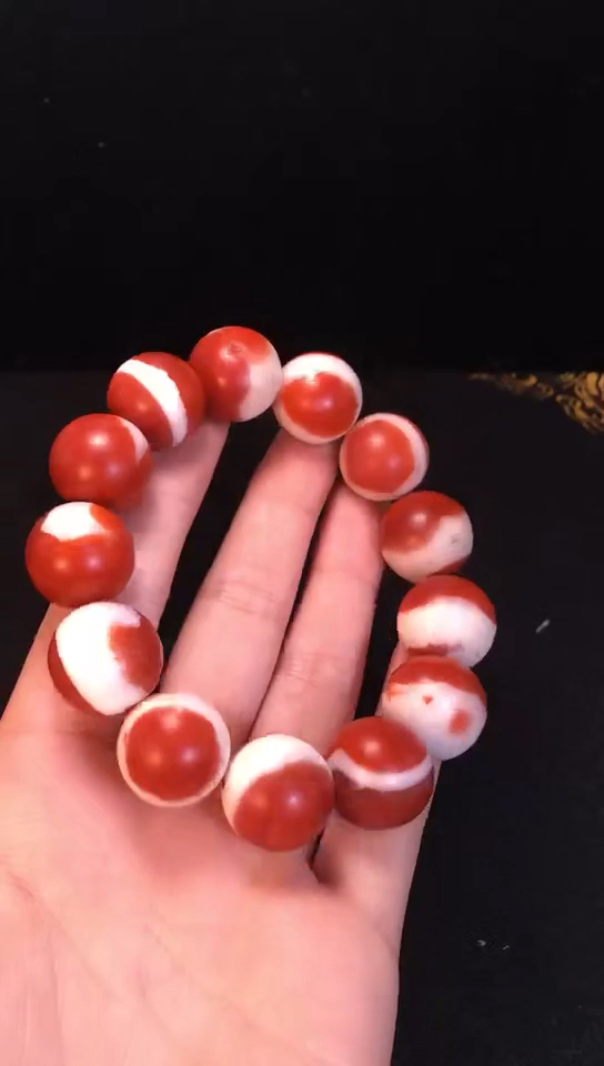 天然保山南红特色红白料单圈手串[色] 尺寸约17mm,重93g,满肉色,特色