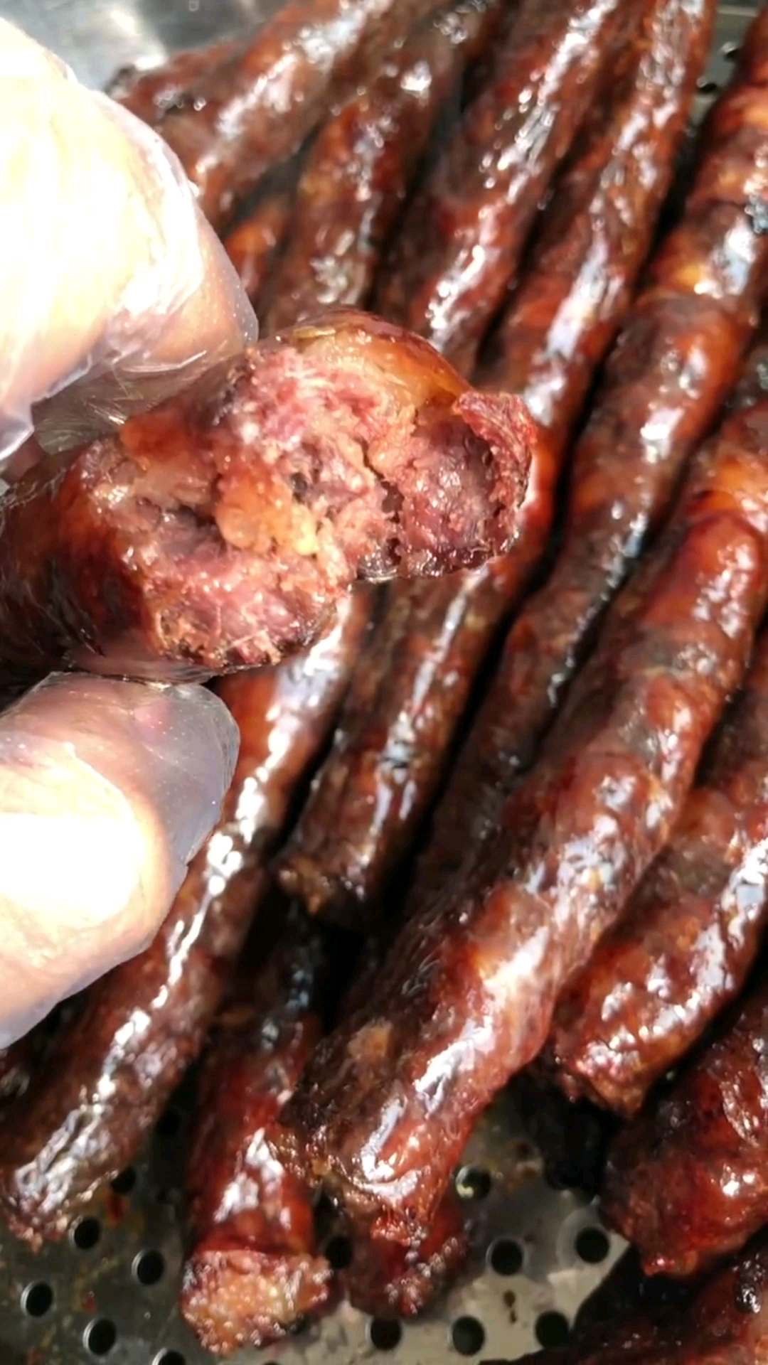 刚出锅的牛肉干肠,看着都流口水