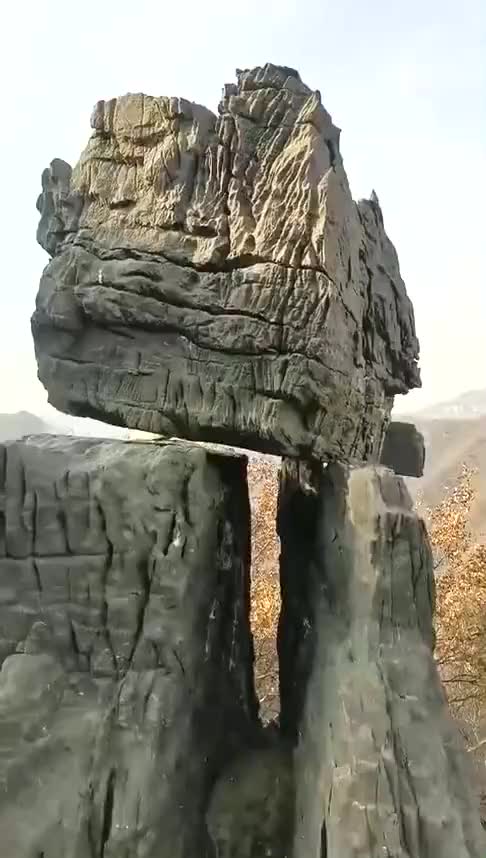 济源市天下第一奇石:风动石!绝对打破力学常规!