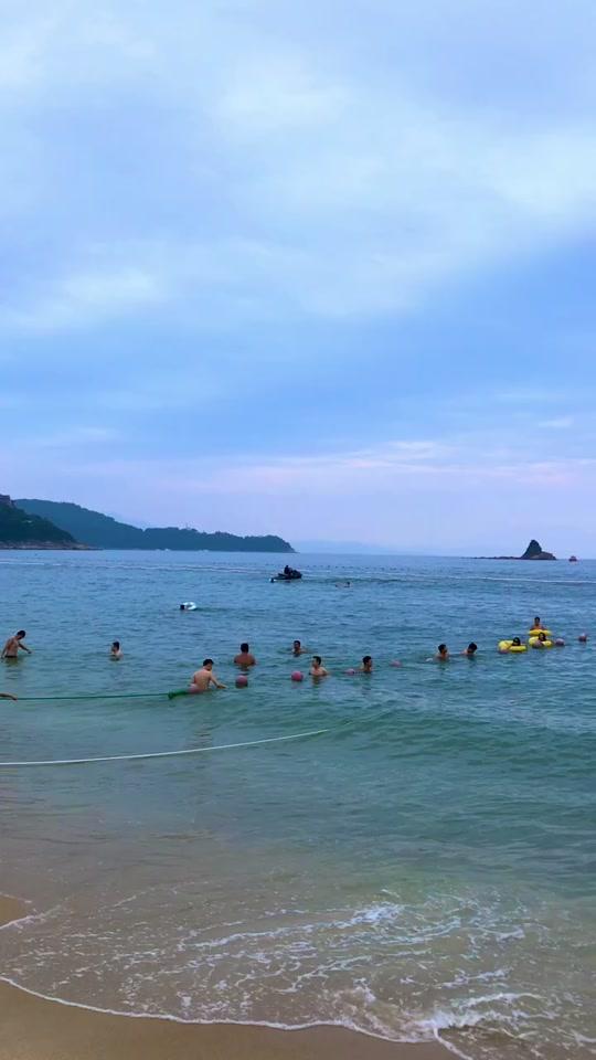 大梅沙已经可以下海游泳,端午需要预约 ,只要持深圳健康绿码就可以进