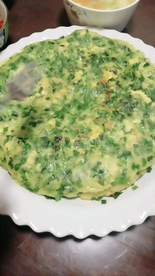 疙瘩汤,韭菜鸡蛋饼