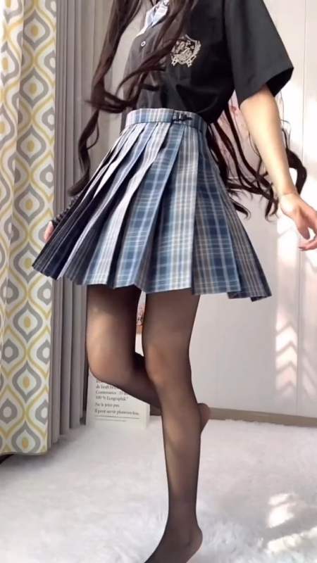 jk制服#爱笑的人充满正能量,胖一点又何妨-全民小视频