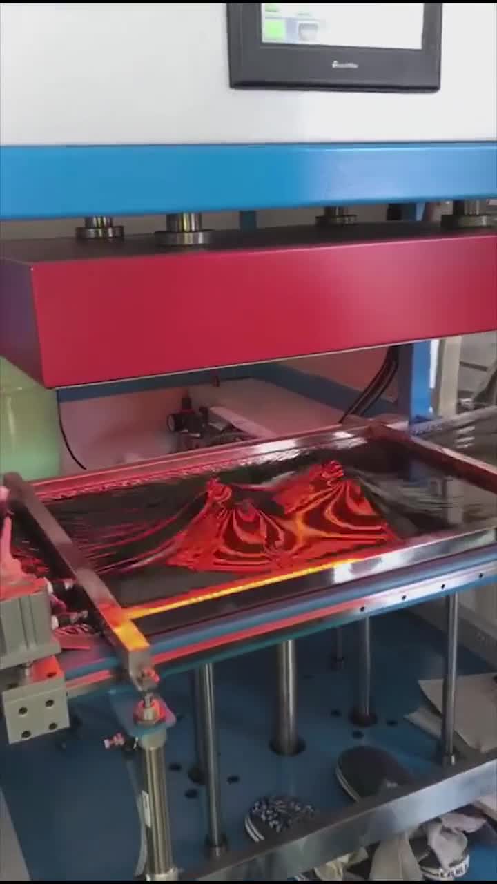 3d真空热转印机,鞋子上的图案一秒完成,这操作真牛了!