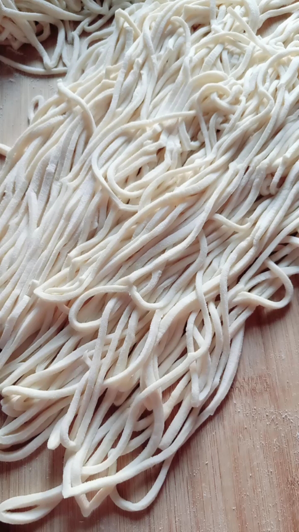 东北 纯正手擀面