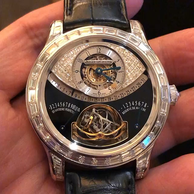 积家#波澜壮阔的球体陀飞轮,华美情浓的积家超卓传统系列镂空机械表