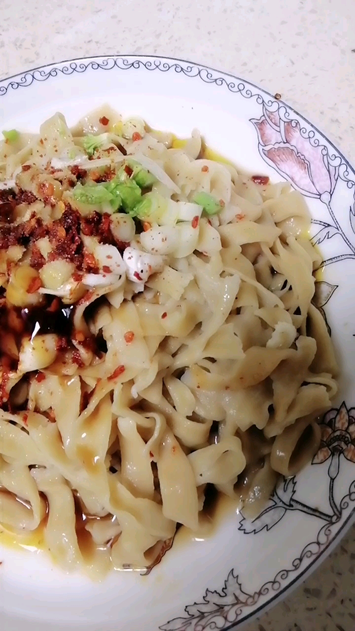 葱油泼面,味道不错丫