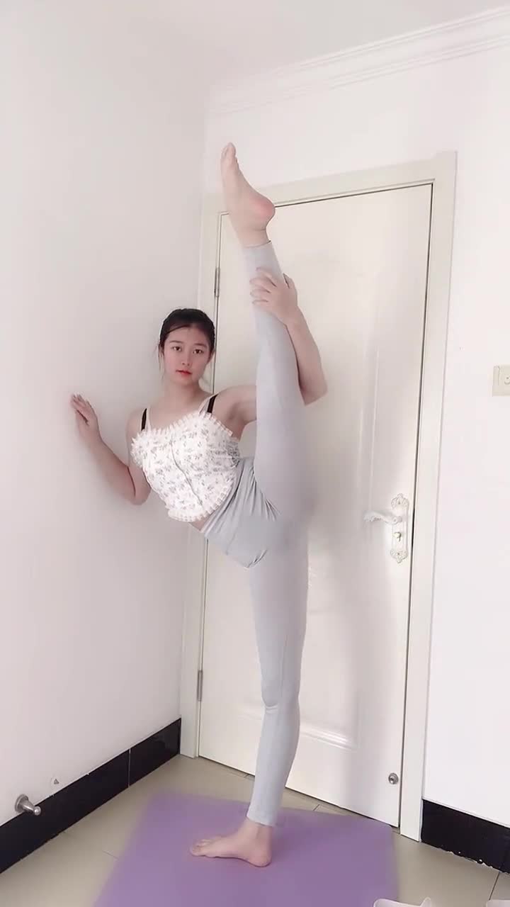 舞蹈生身材能多好看小姐姐的站姿就懂仙女曲线