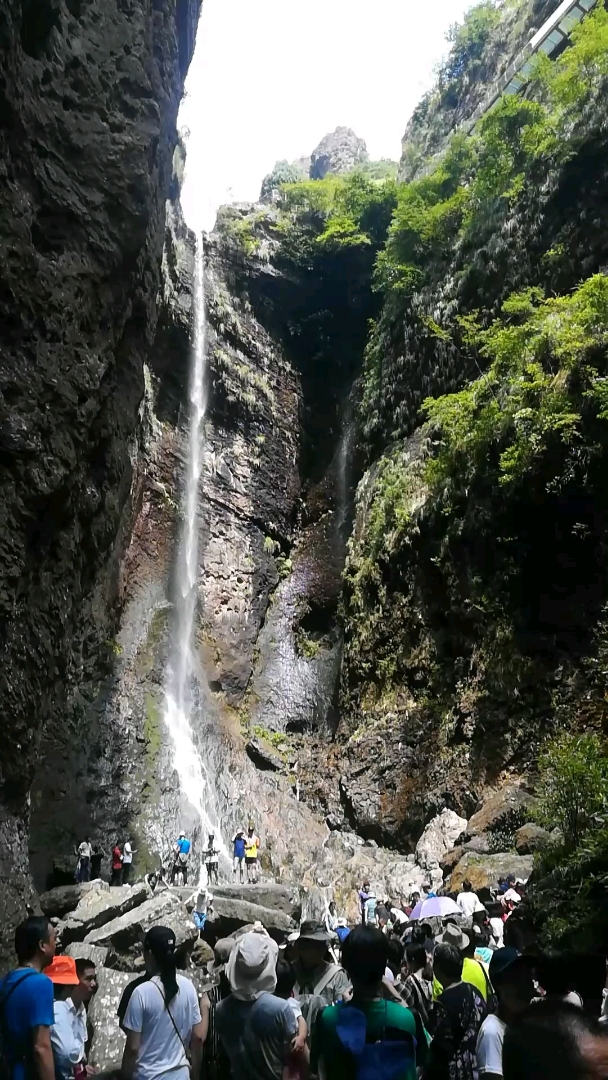 温州雁荡山小龙湫瀑布