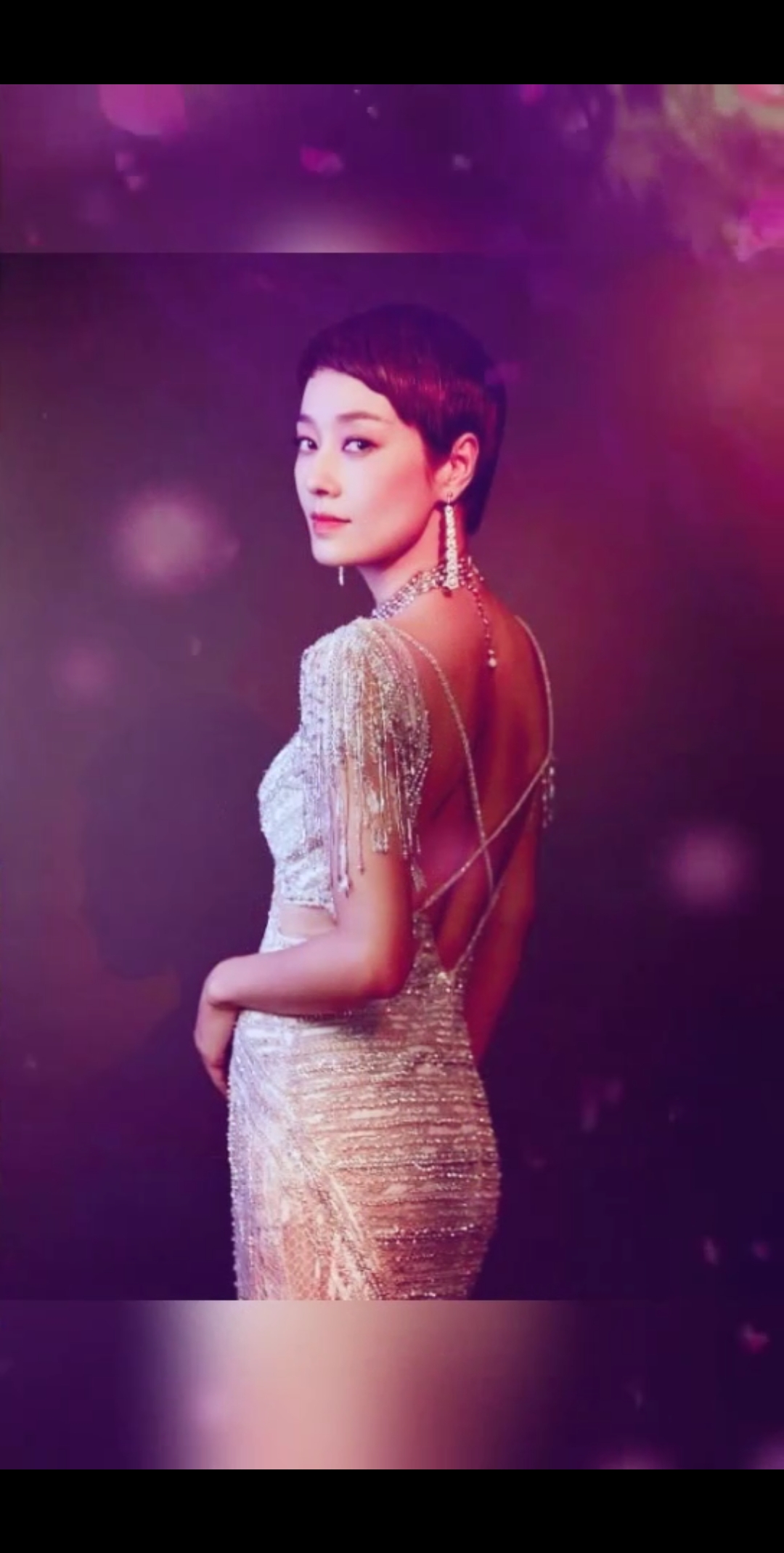 马伊琍这身晚礼服太惊艳了,大气又妩媚