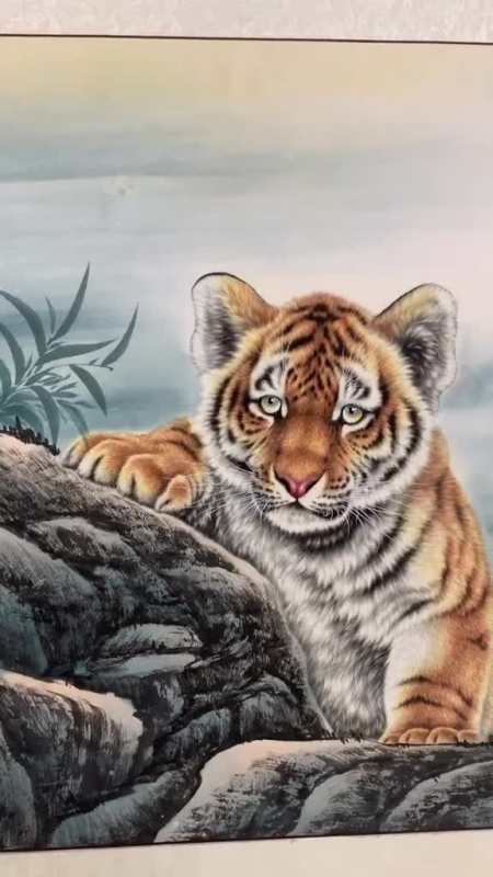 猜一猜这只小老虎在想什么呢纯手工工笔虎王建辉绘画杨美菊绘画-全民