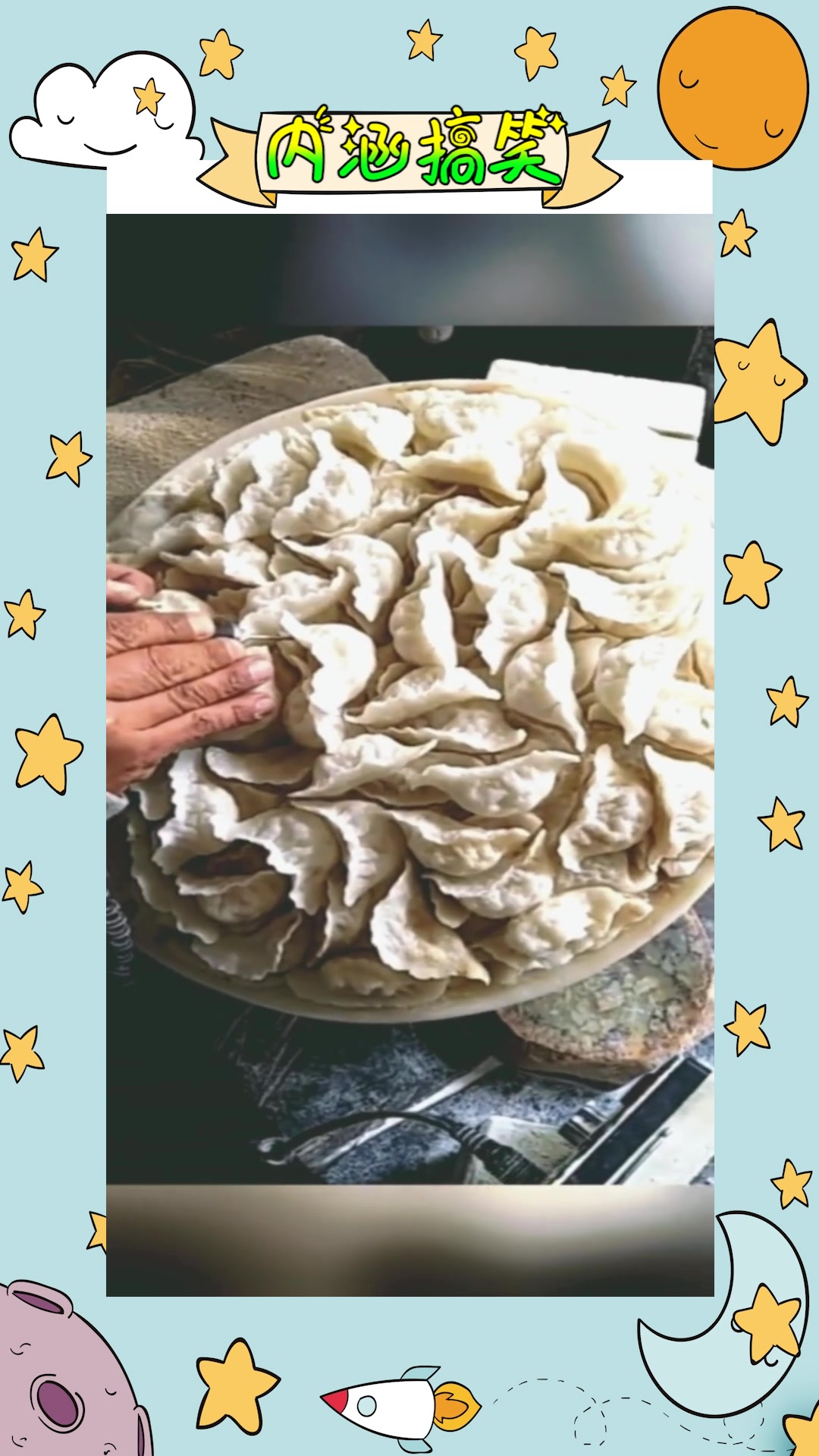 我要上热门#雕刻的艺术,简单的一块石头,被他雕刻成饺子