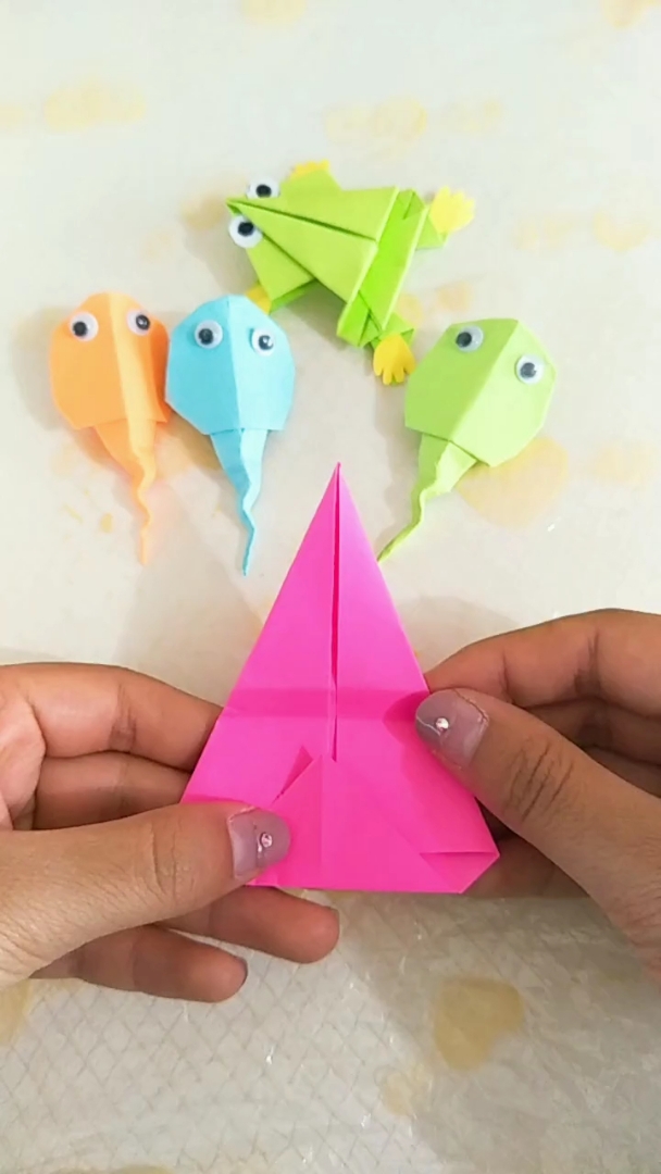 折纸可爱的小蝌蚪,点赞 关注哦