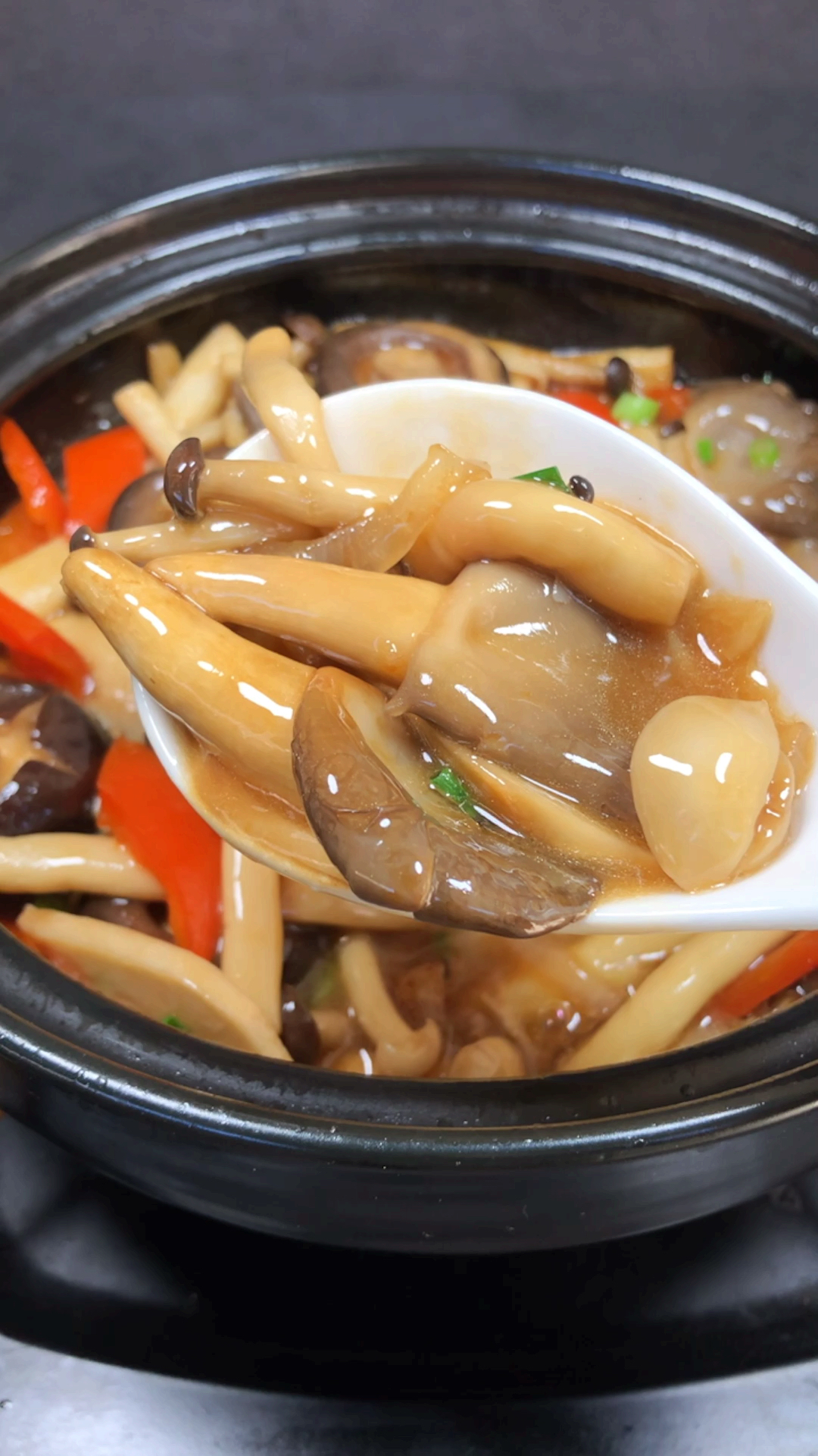 食神大pk#酒店大厨招牌菜,鲍汁杂菌煲!