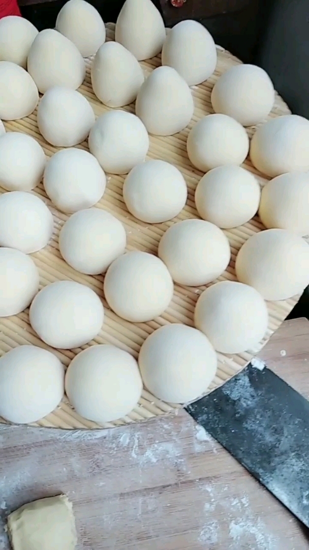 这想吃大锅蒸的馒头了