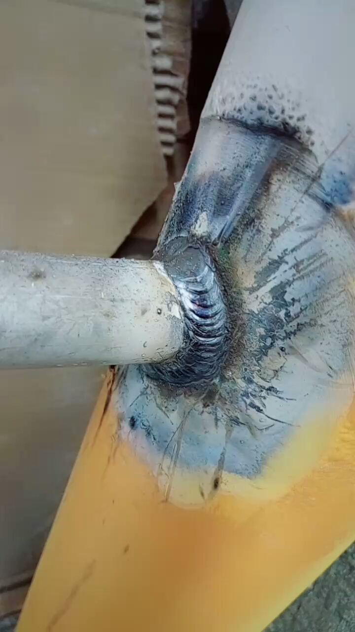 小管固定口焊接