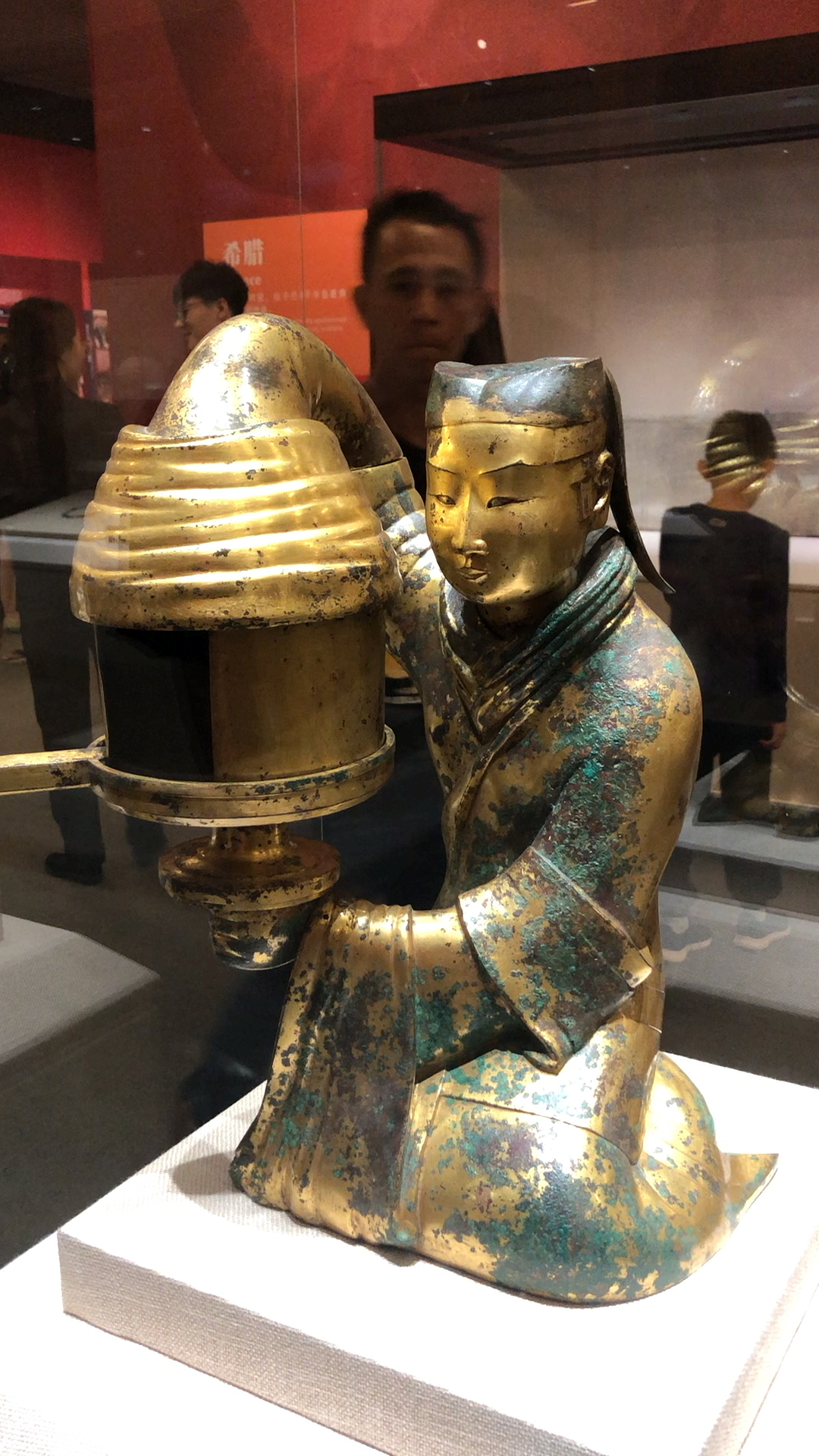 北京 国家博物馆 河北满城汉墓出土 国宝 长信宫灯