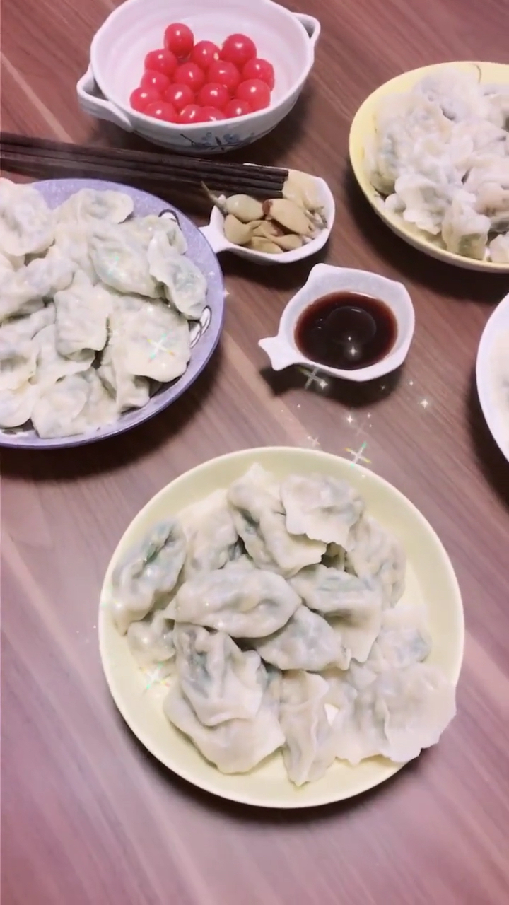 爱的魔力转圈圈#二月二,我们这晚上吃饺子你们有这个风俗吗?