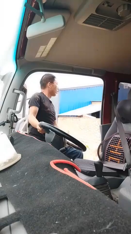 搞笑段子剧#开大车的司机难道就这么受气吗