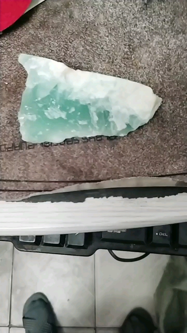 我的私藏景点#我家存货岫玉天青冻原石,蓝冰