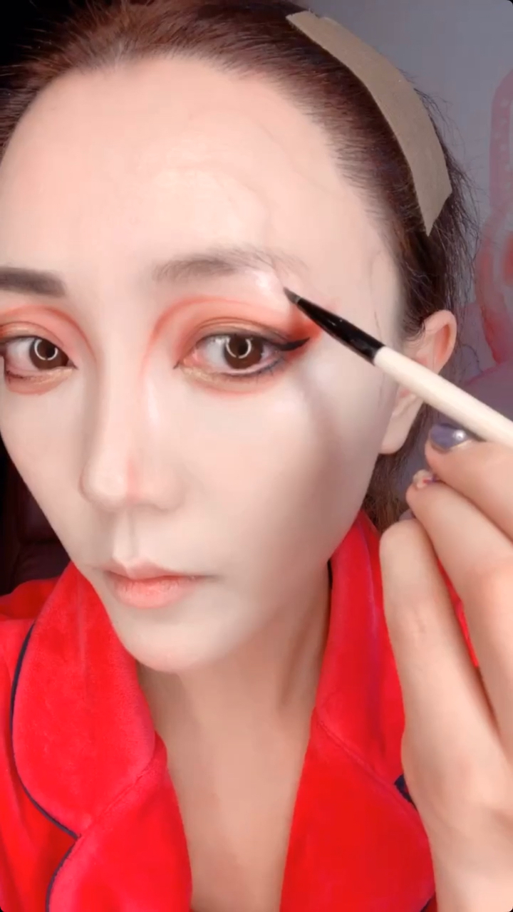 面部彩绘古装照型