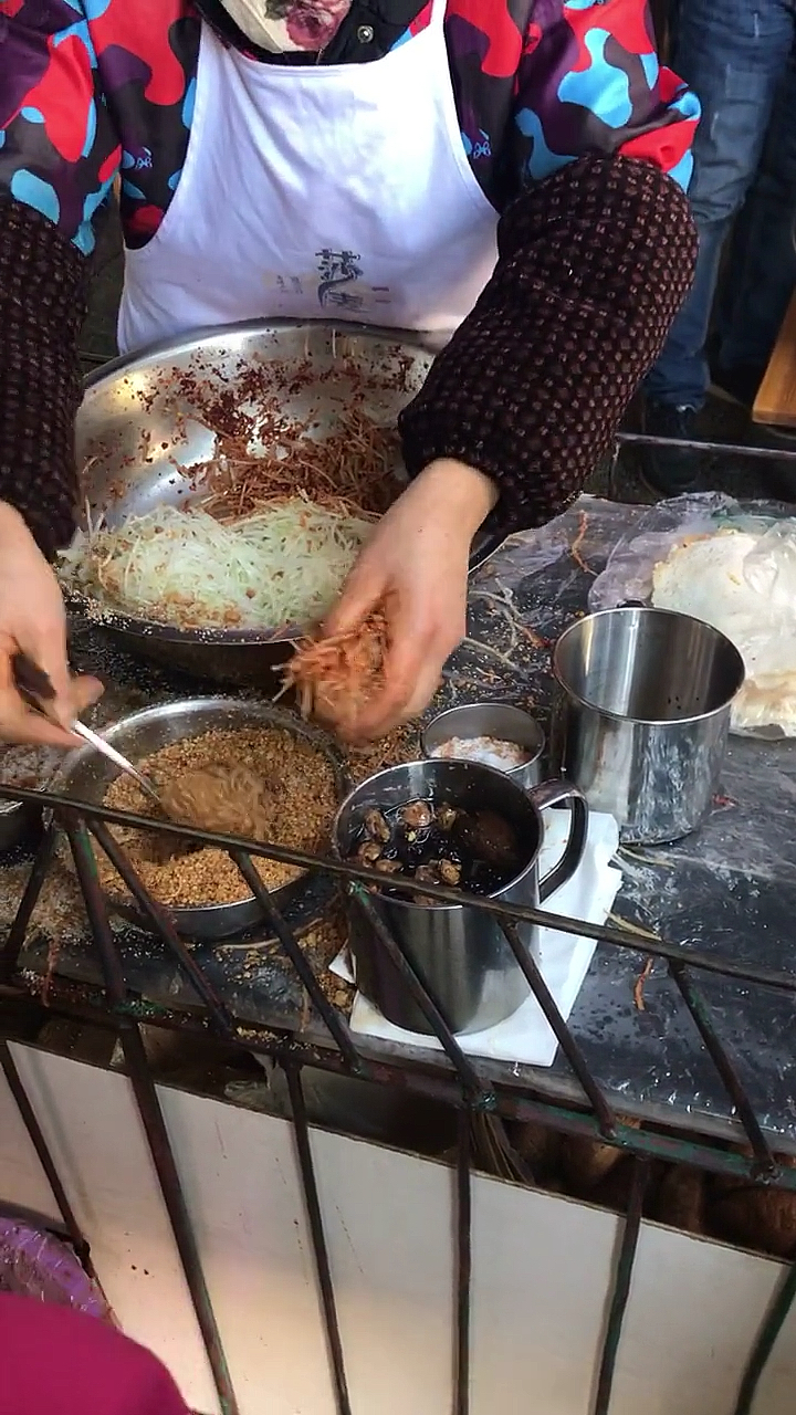 家乡特色美食#四川乐山小吃萝卜丝卡卡儿