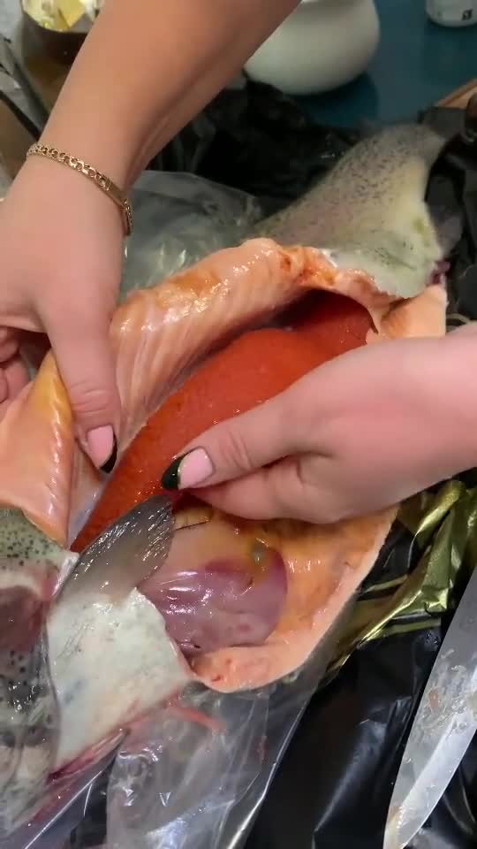 三文鱼肚子里的三文鱼籽大家见过吗?