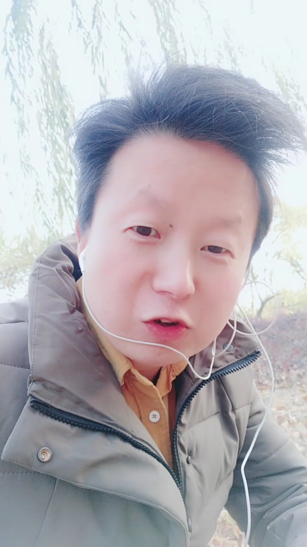 翠花,缺对象不?#翠花,缺对象不,哥一会找你去?