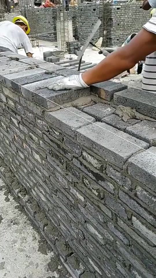 灰浆饱满度能达到百分之98以上,这就是标准的三一砌砖法