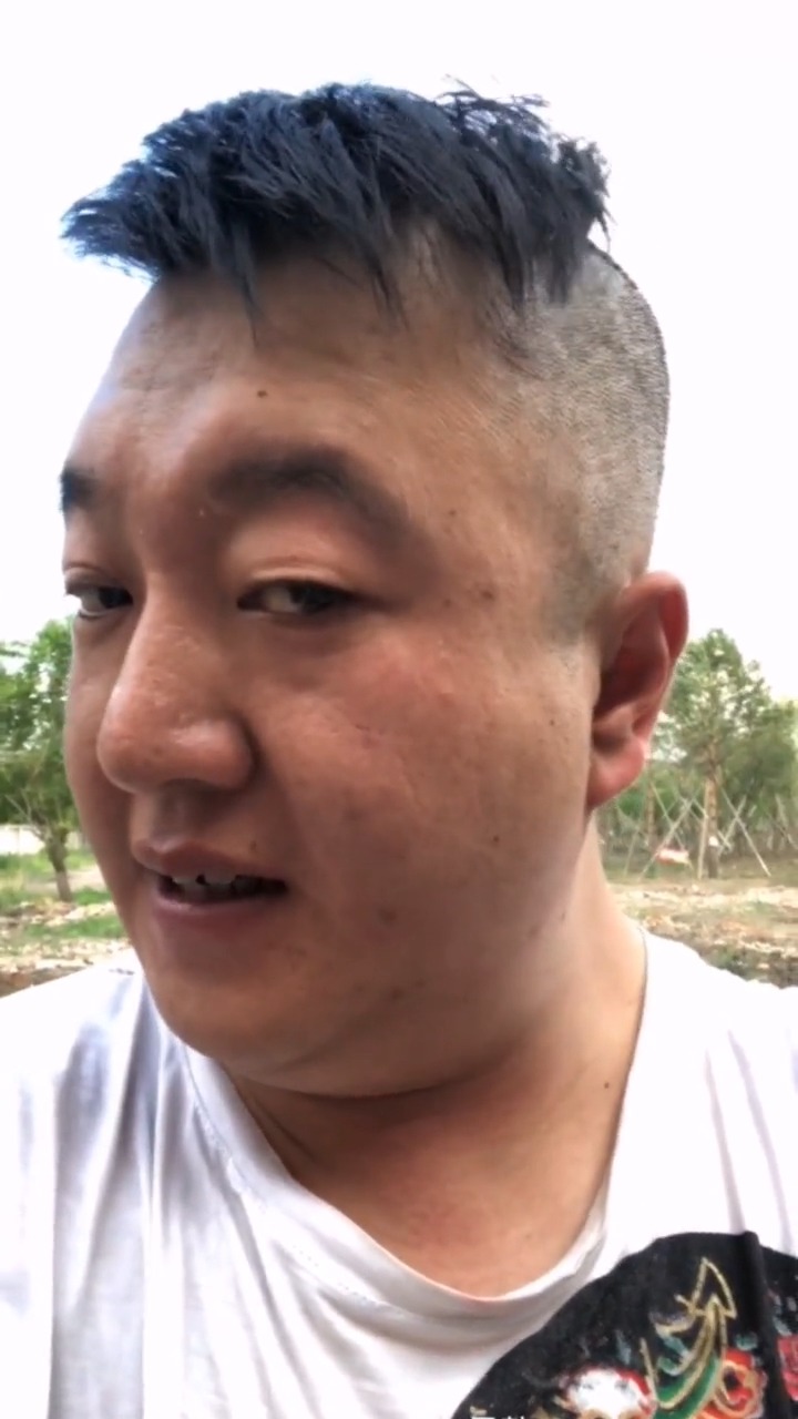 来哥铁粉花絮没有修饰过的原视频,不喜勿喷苹果原相机来哥铁粉(清)