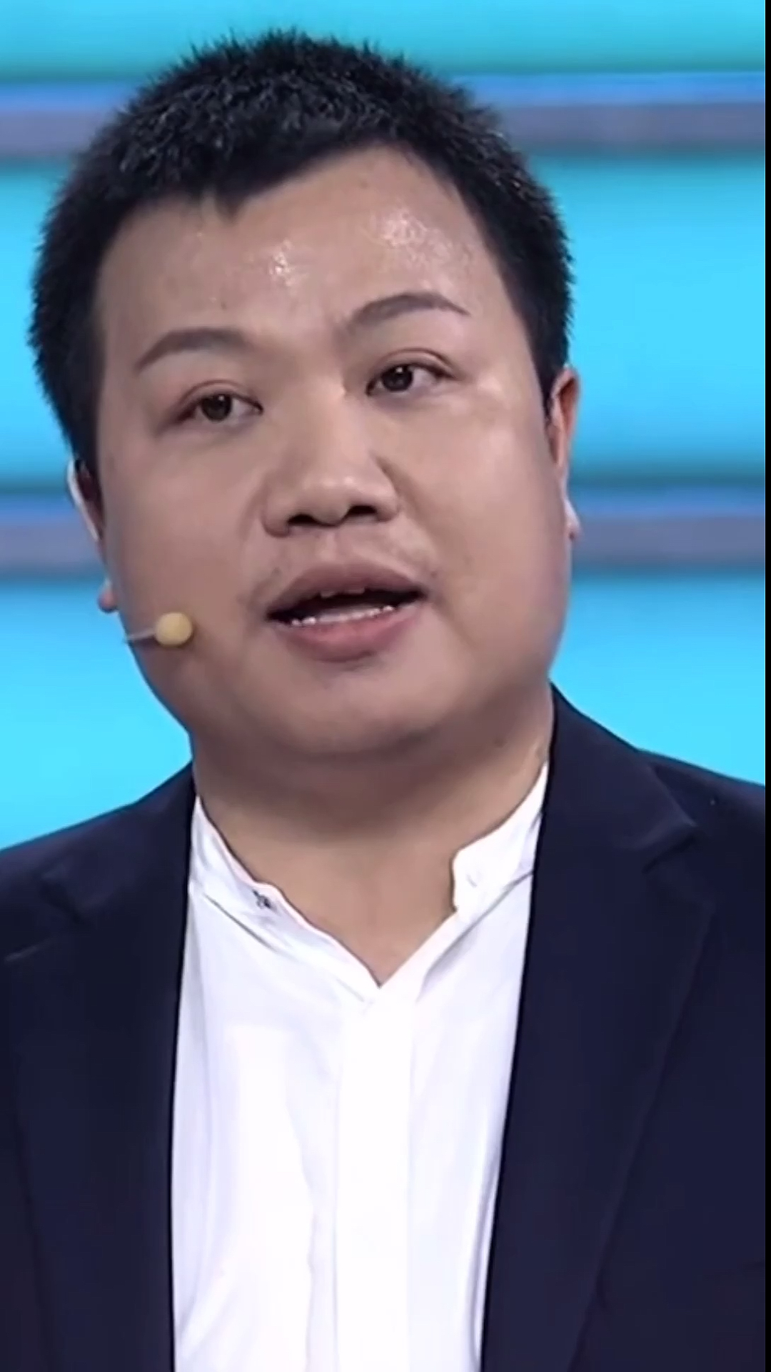 非你莫属#我们已在线下和李晨多次交流,甚至飞到上海去和他求教.