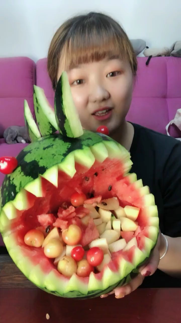恐龙水果拼盘了解一下.