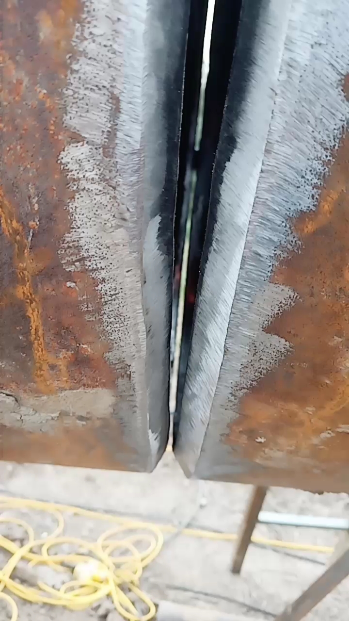 这口割的让焊工咋焊吗