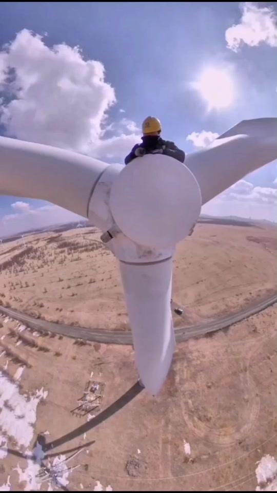 一群可爱又可敬的风电人!